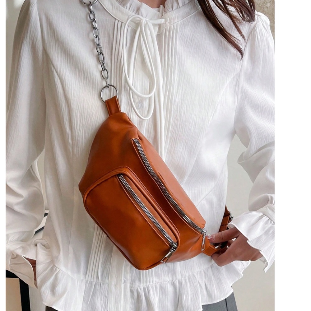 Vegan Leather Zipper Fanny Crossbody Bag